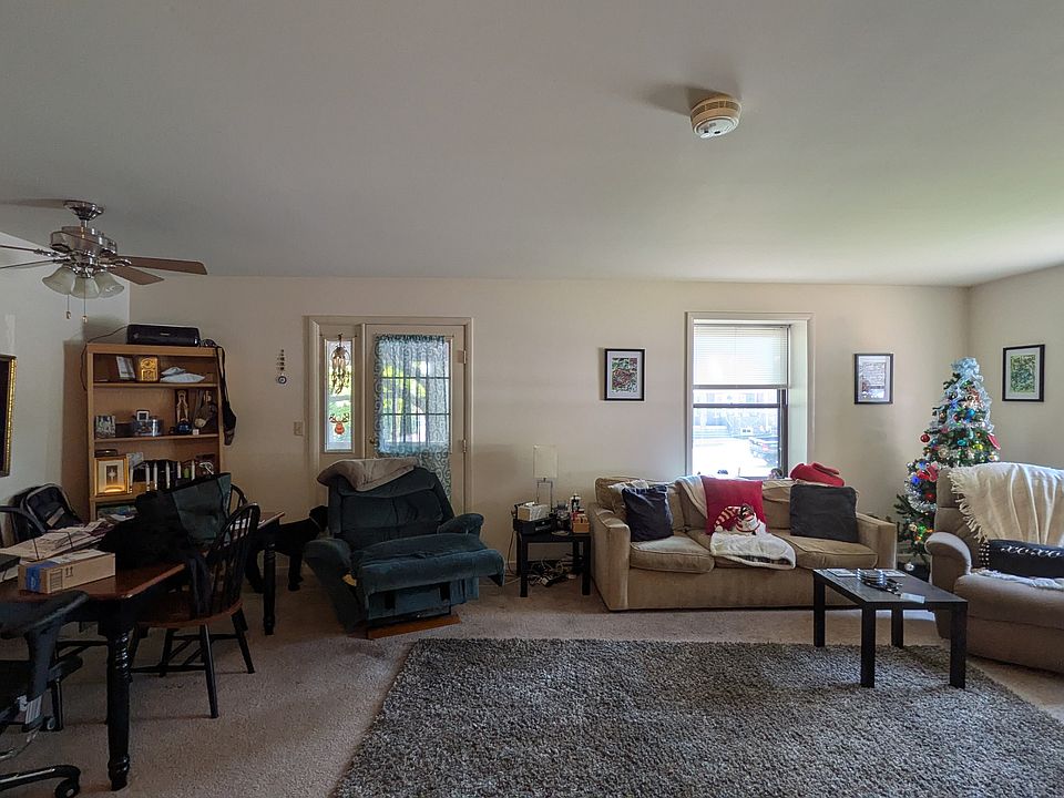 Open and bright living and dining room