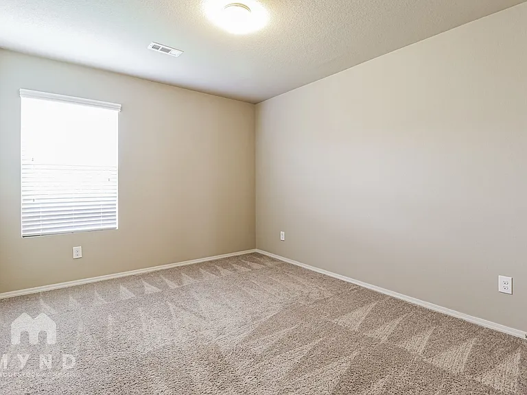 934 Pinehurst Loop — Photo 14