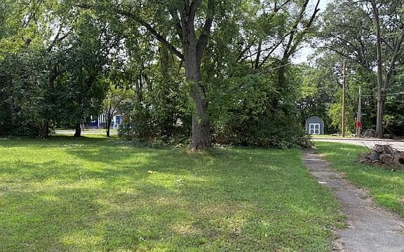 3rd image of 628 Mulder St