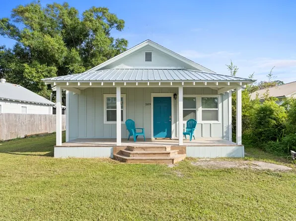 509 8th St, Port Saint Joe, FL 32456
