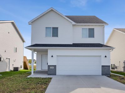 2549 Fulton Loop S, Fargo, ND, 58104