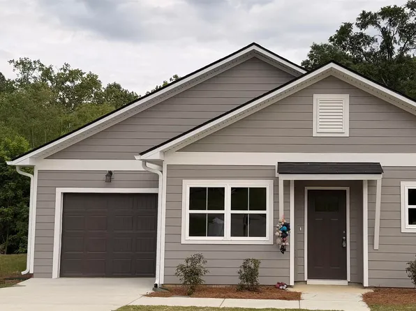 1613 Morning Glory Dr, Birmingham, AL 35214