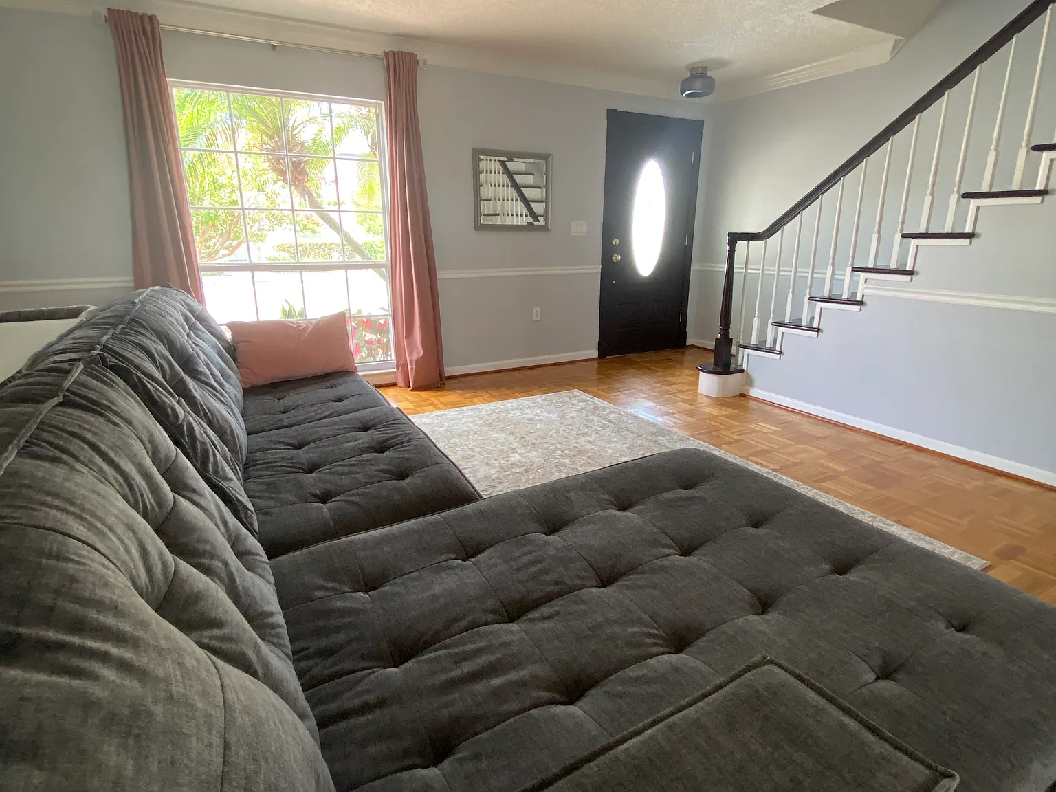 2 bed, 1.5 bath, 1300 sqft, $2,400 — Photo 4