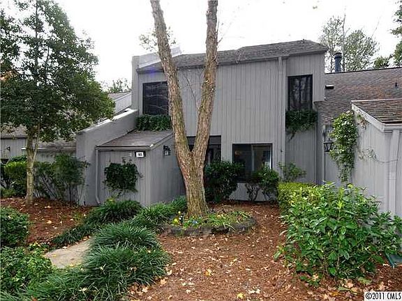 Home for Sale in Lake Wylie, South Carolina $159,900