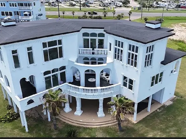 17009 San Luis Pass Rd, Galveston, TX 77554