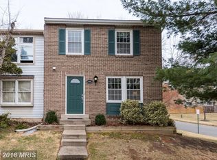 9900 Oakdale Woods Ct, Vienna, VA 22181