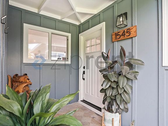 5th image of 1545 Crespi Dr