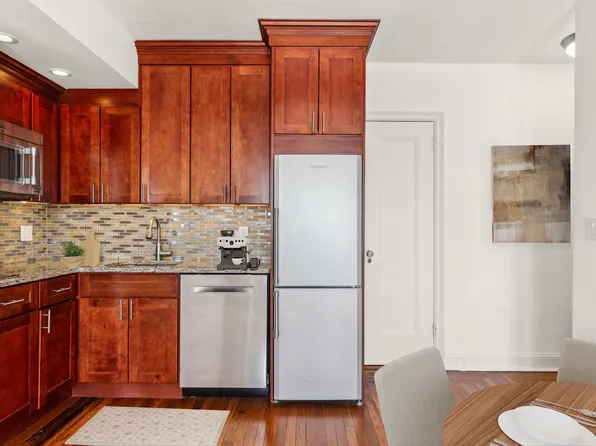 5 Tudor City Place image 7 of 22