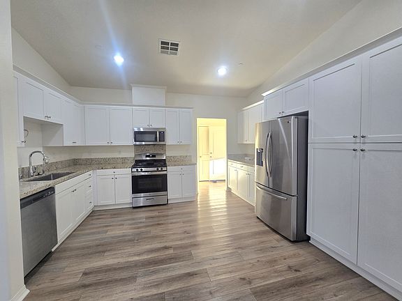 4th image of 6451 Canyon Lands Dr
