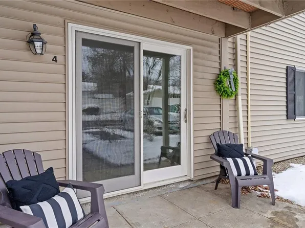 132 Fordson Ave APT 4, Cranston, RI 02910