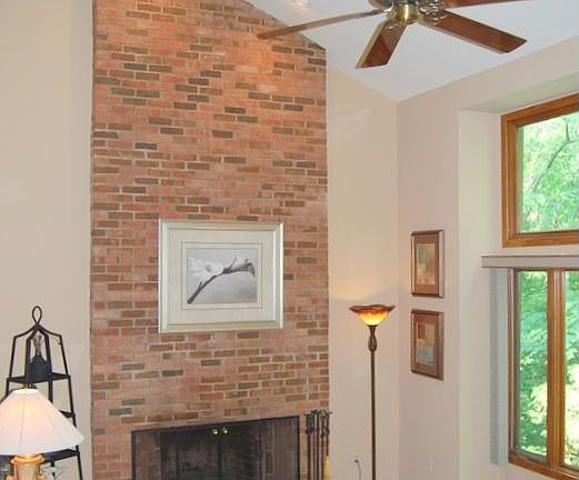 4th image of 122 Glen Cir