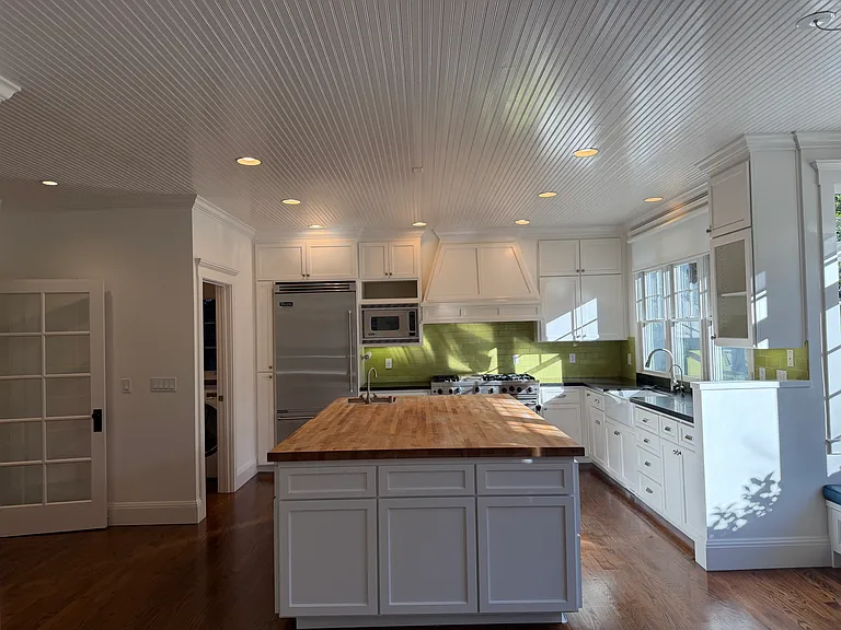 383 Hedge Rd — Photo 10