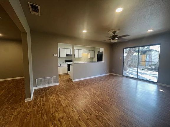 4th image of 14319 Brook Hollow Blvd