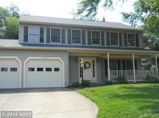 12807 New Parkland Dr, Herndon, VA 20171