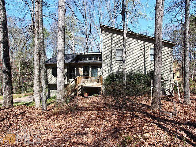 1st image of 2856 Forest Wood Dr NE