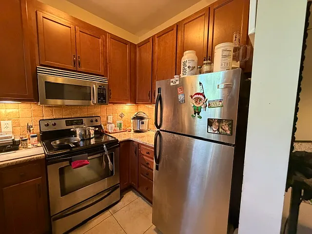 817 N Elm St #C — Photo 12