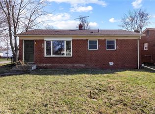 897 Livermore Ln, Elyria, OH 44035