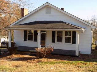 1328 Winfield Dr, Winston Salem, NC 27105