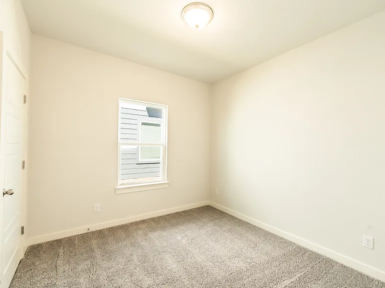 734 Bellamy Dr — Photo 12