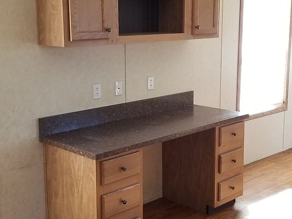 4th image of 37 Hubbard Ave #B