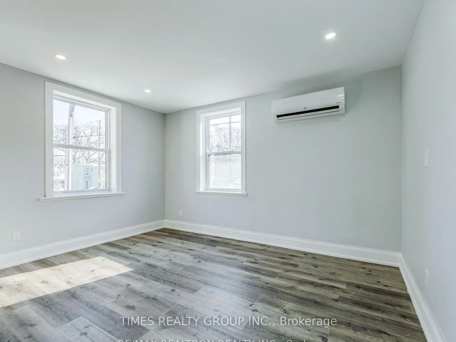 2 bed, $2,399 — Photo 3