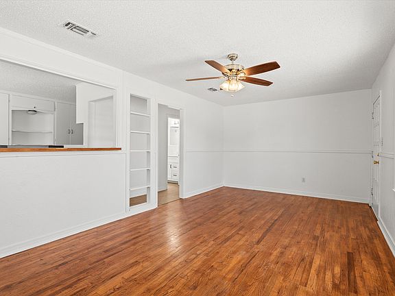 5th image of 211 16th St
