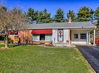 2437 Crystal Ln, York, PA