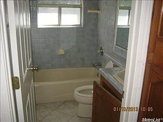 4th image of 8051 Milnes Ave