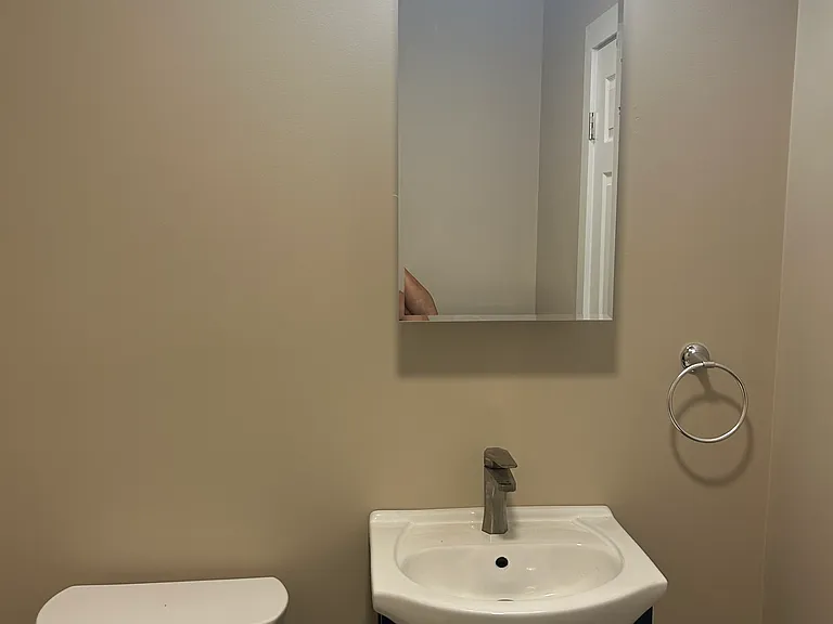 454 Bristol Rd — Photo 3