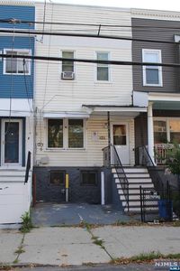 41-5 Irving St, Jersey City, NJ, 07307