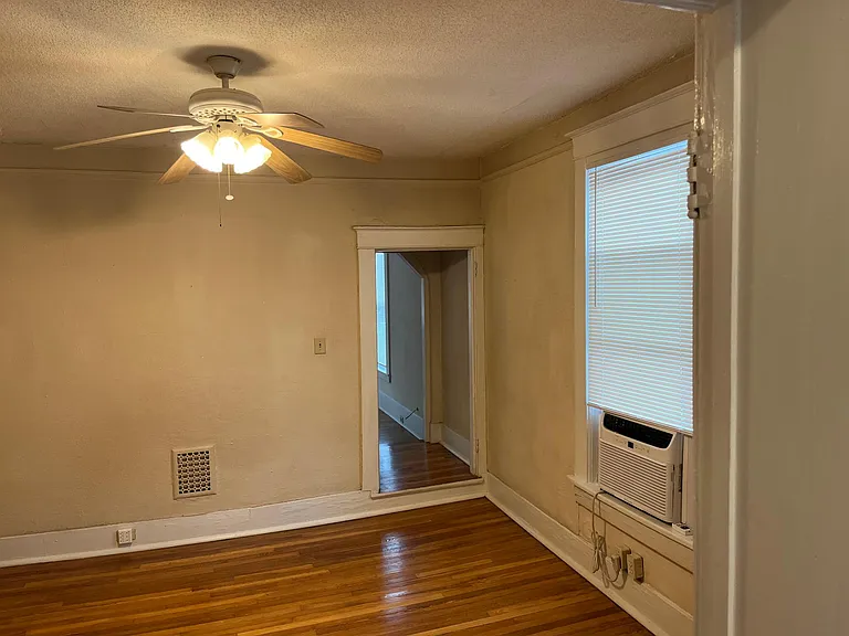 240 N McNeil St #3 — Photo 8