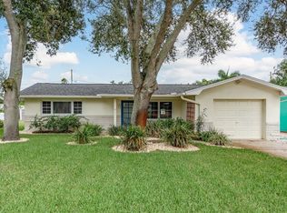 2013 Princeton Ave, Dunedin, FL 34698