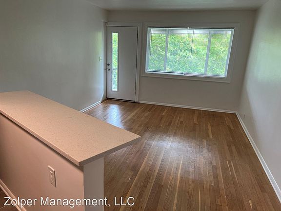 3rd image of 1200 E Singer Cres #67