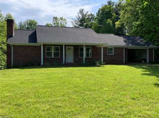 862 Champion Rd, Ferguson, NC 28624