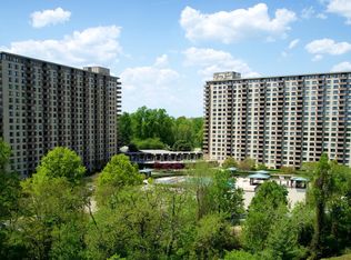 5225 Pooks Hill Rd APT 209N, Bethesda, MD 20814