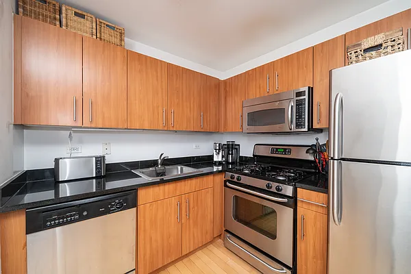 Rented by Platinum Properties | media 27