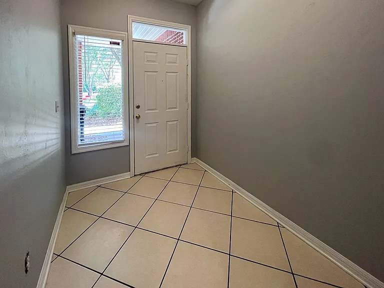 5048 NW 1st Pl — Photo 32