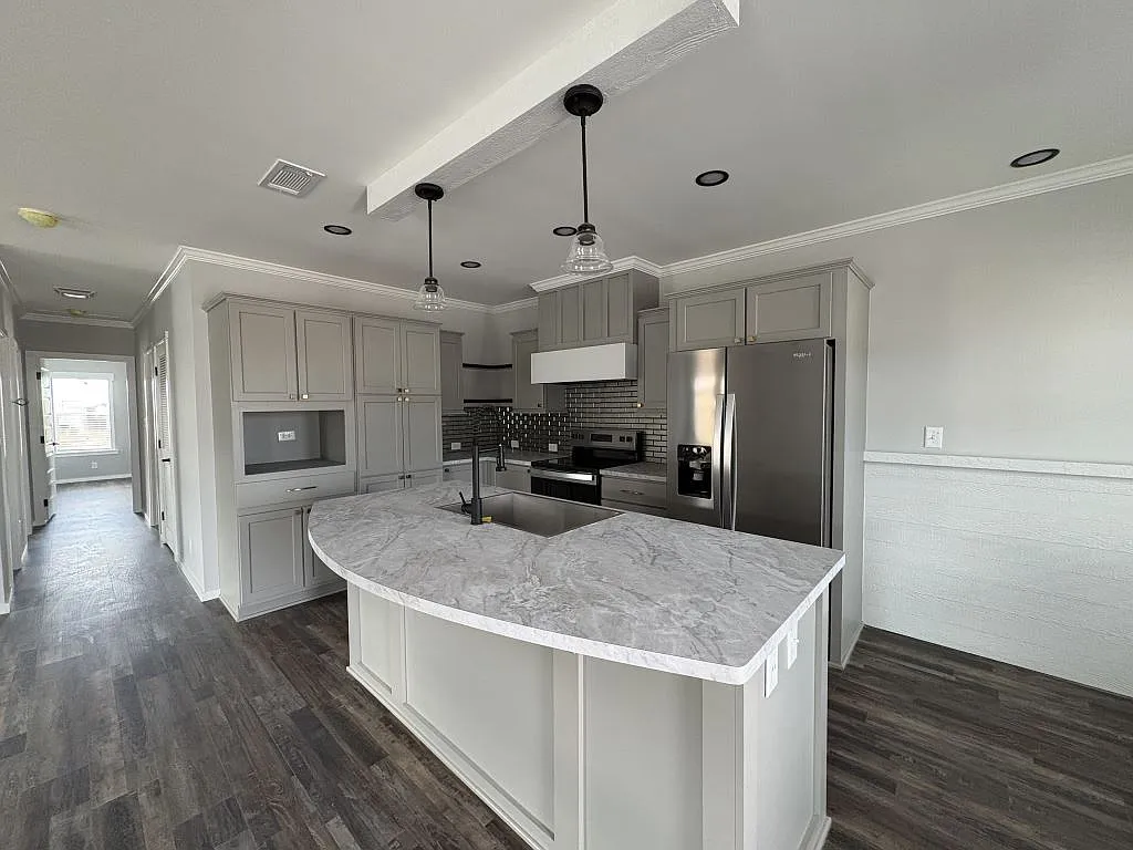 3 bed, 2.0 bath, 1460 sqft, $1,499 — Photo 4
