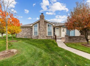 50328 Knoll Ct, Macomb, MI