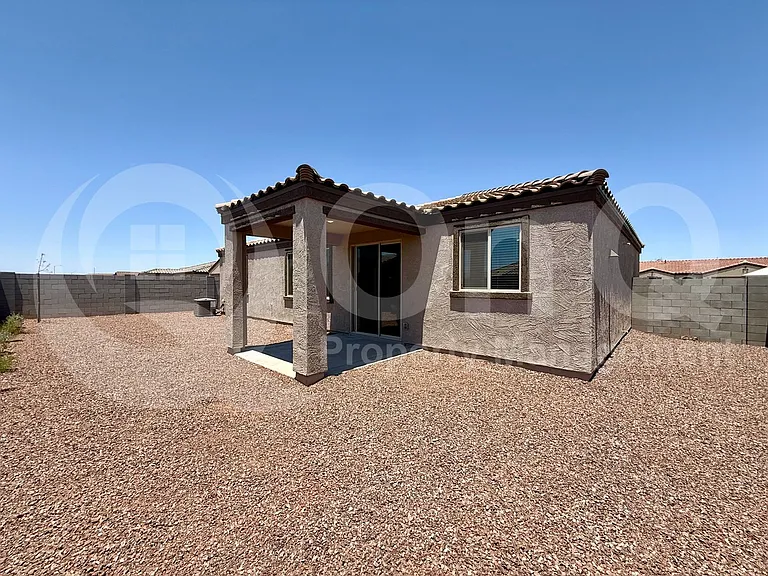 1477 E Chandler Ct — Photo 18
