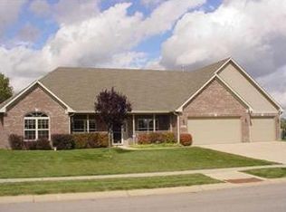 6162 W Kaitlin Rd, New Palestine, IN 46163