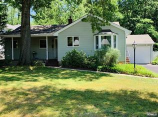 328 Parkside Dr, Paramus, NJ 07652