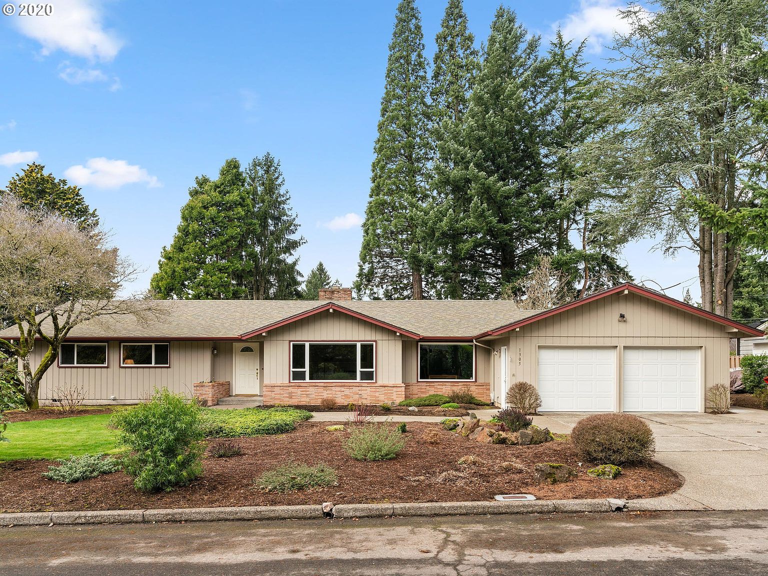 1305 SW Claremont Ter, Portland, OR 97225 Zillow