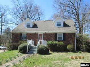 2000 Magnolia Dr, Fulton, KY 42041