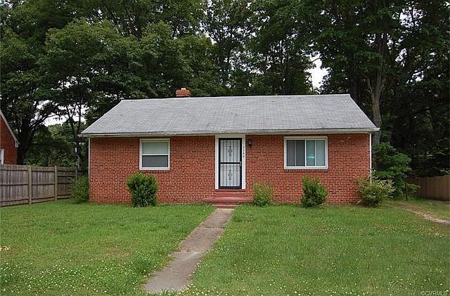 1st image of 3540 Chapel Dr
