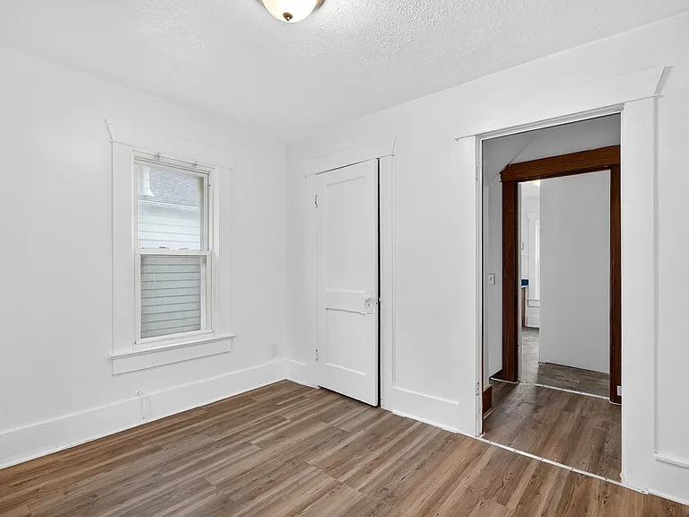 2128 6th St SW — Photo 12