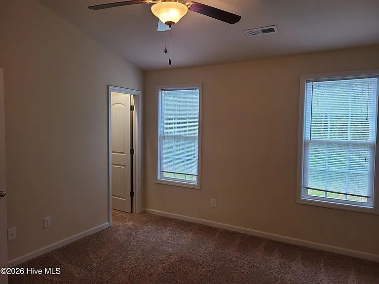 123 Beacon Woods Dr — Photo 9