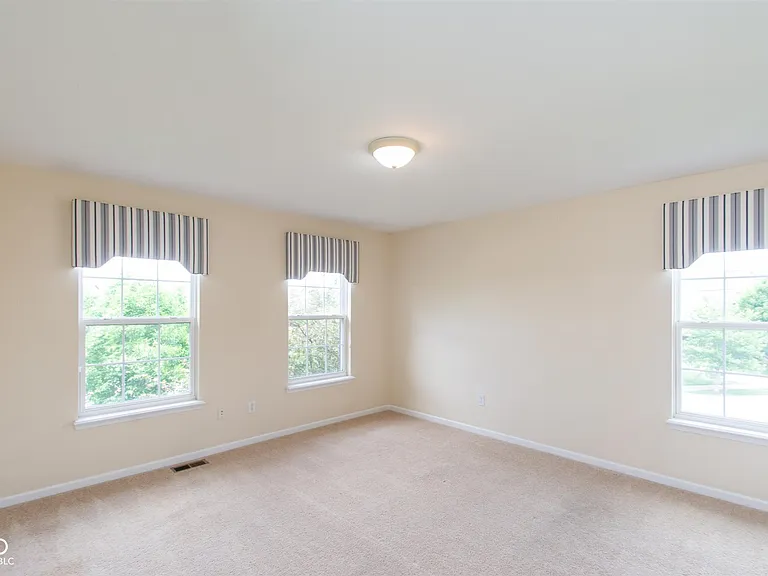 2641 Dawn Ridge Dr — Photo 31