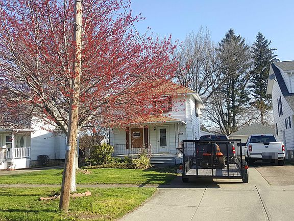 3rd image of 1330 W 11th St