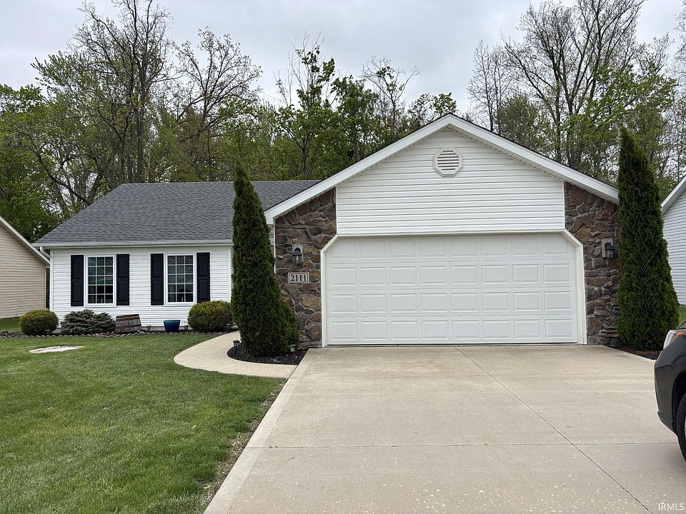 1st image of 2111 McNair Ln